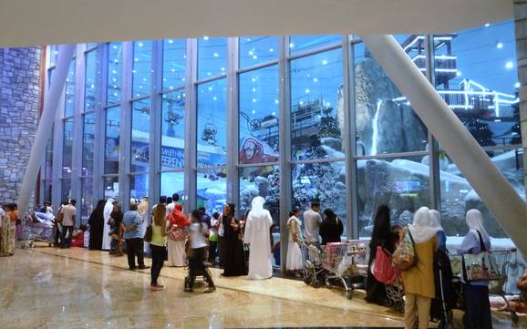 Grootste hoogteverschil in de Verenigde Arabische Emiraten – indoorskibaan Ski Dubai – Mall of the Emirates