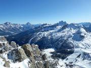 Uitzicht vanaf de Lagazuói over de Dolomiten
