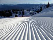 Perfect geprepareerde piste in het skigebied Paganella