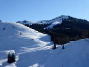 Uitzicht op het skigebied Sudelfeld