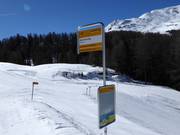 Halte midden in het skigebied