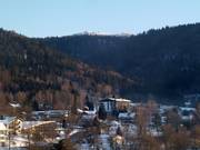 Uitzicht vanaf het dorp Bodenmais naar de Arber