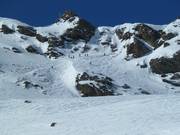 Tunnel-skiroute bij sleeplift 3000 (Val d´Isère)