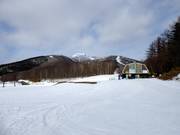 Uitzicht vanaf het dalstation op de Mt. Sahoro