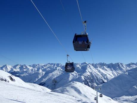 Andermatt: beste skiliften – Liften Andermatt/Oberalp/Sedrun