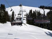 Jochbahn - 8-persoons hogesnelheidsstoeltjeslift (koppelbaar) met kap en stoelverwarming