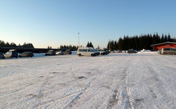 Vogtlanddistrict: bereikbaarheid van en parkeermogelijkheden bij de skigebieden – Bereikbaarheid, parkeren Schöneck (Skiwelt)