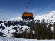 Bürglalmbahn - 6-persoons hogesnelheidsstoeltjeslift (koppelbaar) met kap
