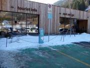 Oplaadpunt bij het dalstation