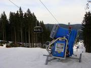Sneeuwkanonnen op de skiroute