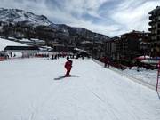 Transportband in het dorp Breuil-Cervinia