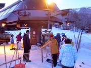 Bij het instappen wordt men vriendelijk begroet