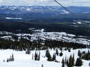 Uitzicht op de accommodaties in het Big White Village Centre