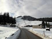Route naar het skigebied bij Katzenkopf