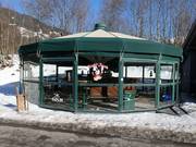 Schirmbar Rodel-Bude bij het dalstation in Vandans