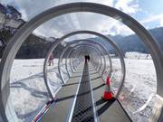 Freddie's Snow Runner - Overdekt(e) transportband/Moving Carpet