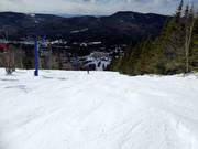 Buckelpiste onder de vierpersoons stoeltjeslift