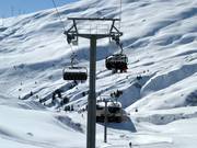 Lavadinas-Fuorcla Sura (Alp Ruschein) - 6-persoons hogesnelheidsstoeltjeslift (koppelbaar) met kap en stoelverwarming