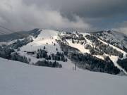 Uitzicht op de pistes bij Prarion