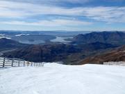 Piste Main Street met uitzicht op Lake Wānaka