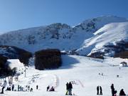 Uitzicht op de gemakkelijke pistes in het dalgebied