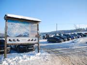 Bij de ingang van de parkeerplaats staat dit overzichtsbord.
