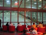 Uitzicht op de piste vanuit het restaurant