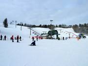 Uitzicht over het kleine skigebied Snow Valley