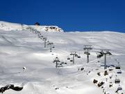 Lago Cavia-Col Margherita - 4-persoons hogesnelheidsstoeltjeslift (koppelbaar) met kap