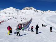 Scuol Zauberteppich I - Overdekt(e) transportband/Moving Carpet