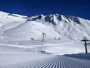 Perfect geprepareerde piste in het skigebied First