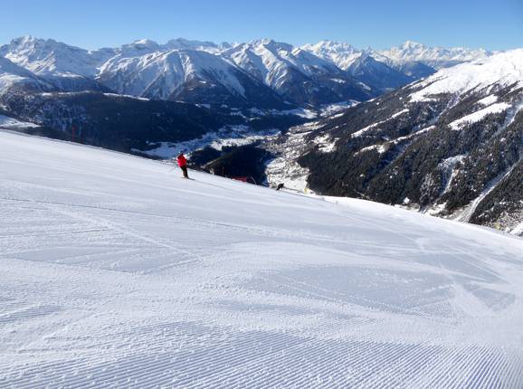 Brede piste in het bovenste gedeelte
