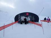 Pim - Overdekt(e) transportband/Moving Carpet