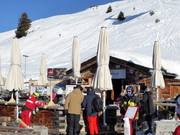 Goldgräberbar bij het middenstation Rothorn