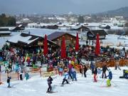Après-ski bij het dalstation van de Hausberg