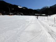 Beginnersgebied in het dal in Söll