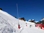 Sneeuwkanonnen op de dalafdaling naar Gaschurn