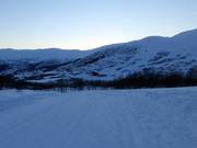 Uitzicht vanaf de loipes op het skigebied Myrkdalen met aangrenzende accommodaties
