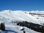 Uitzicht vanaf de Crap Sogn Gion richting Cassons