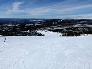 Uitzicht langs de Västbacken tot in het dal