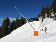 Sneeuwkanonnen bij de Kühtailebahn