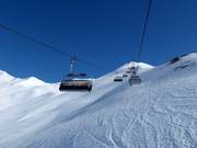 Tscheyeckbahn - 6-persoons hogesnelheidsstoeltjeslift (koppelbaar) met kap