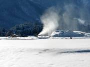 Hier worden ook de loipes besneeuwd