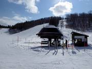 Isola No. 4 Quad - 4-persoons hogesnelheidsstoeltjeslift (koppelbaar) met kap