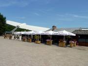 De biergarten voor de skihal