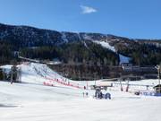 Beginners- en kinderzones voor de Skistar Lodge in het dal