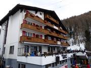 Restaurant The Larix bij het dalstation