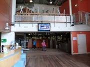 Ingangsgebied van de skihal