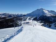 Uitzicht vanaf de Weißhorn naar de Schwarzhorn