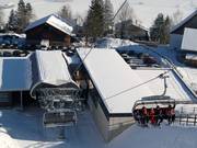 Hochmoos Express - 6-persoons hogesnelheidsstoeltjeslift (koppelbaar) met kap